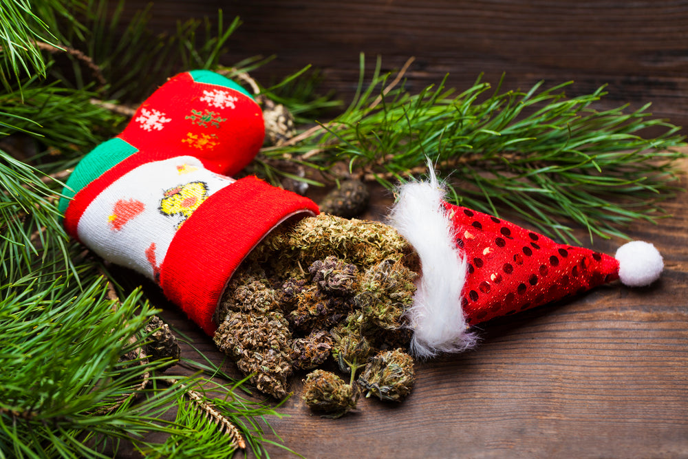 Gift Guide for Smokers: Elevate Your Holidays with the Best Cannabis Products of the Season